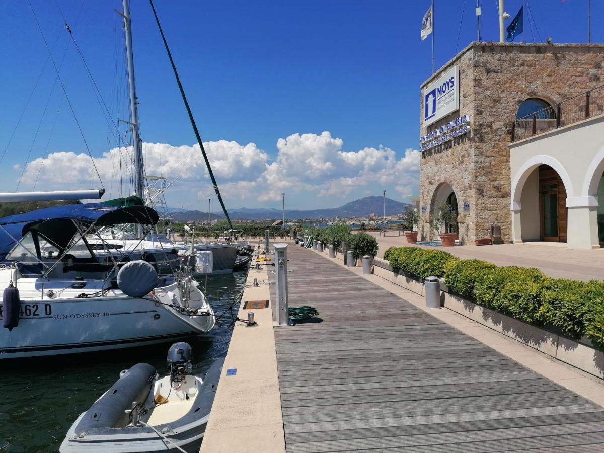 Top Floor Gulf View Apartment أولبيا المظهر الخارجي الصورة