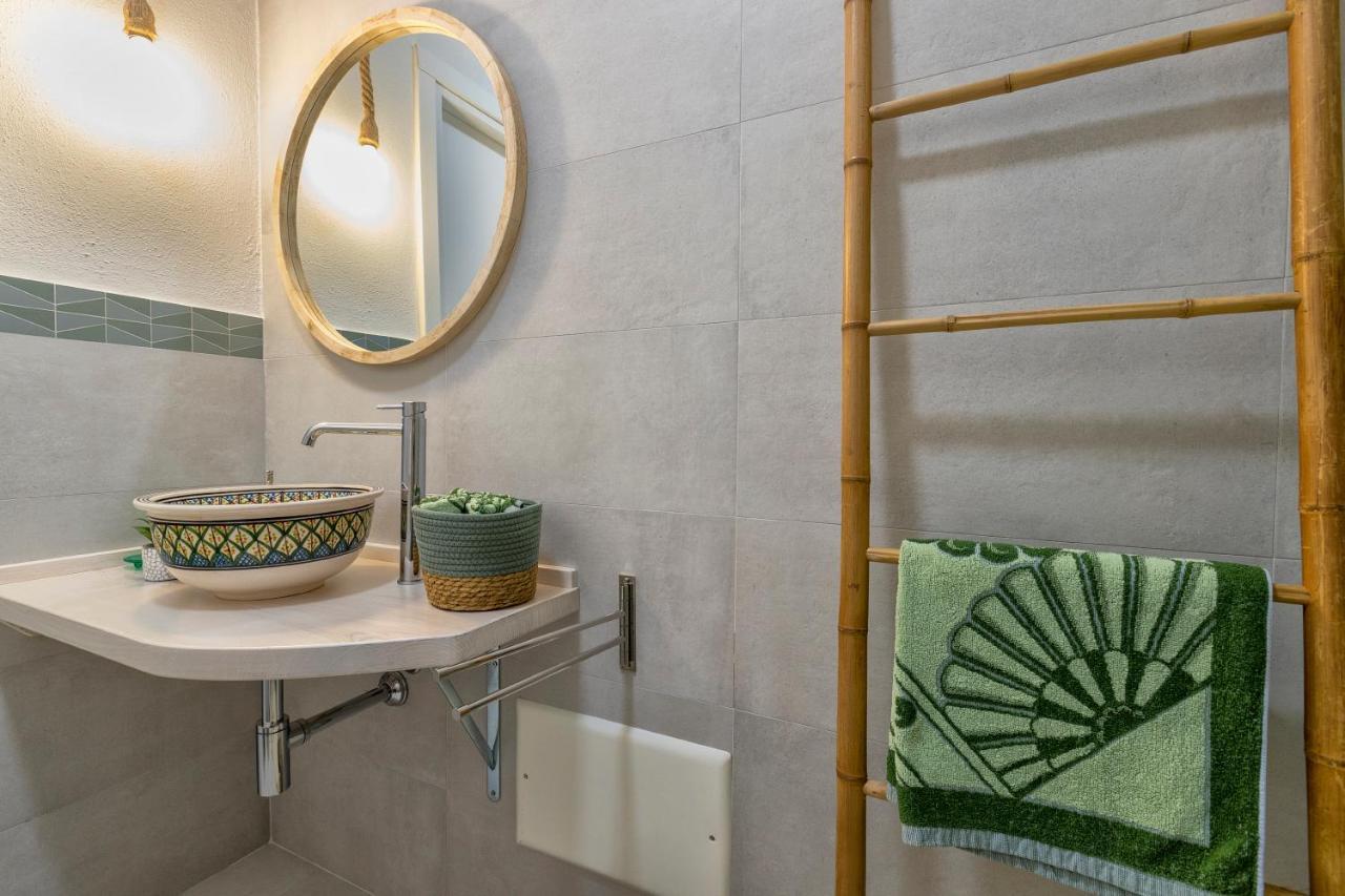 Top Floor Gulf View Apartment أولبيا المظهر الخارجي الصورة